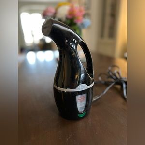 Conair Travel Steamer - Black